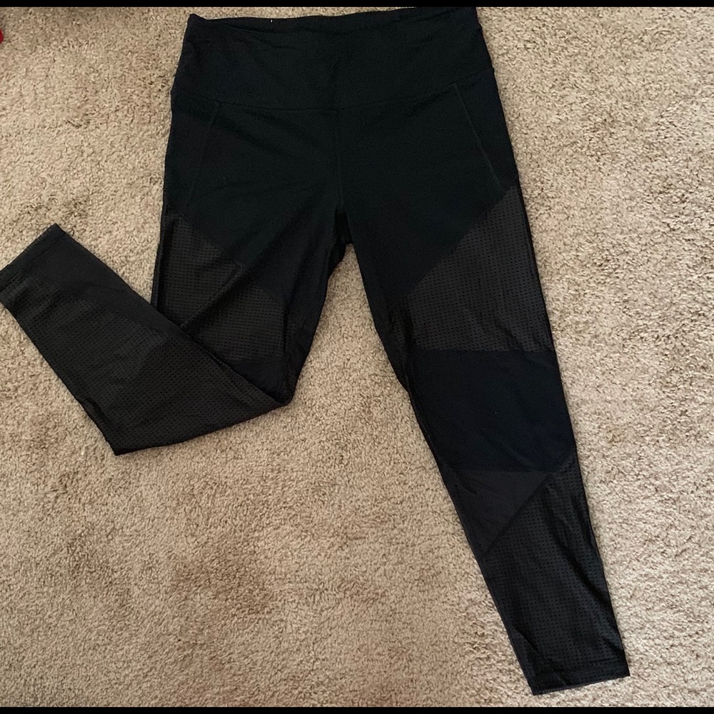 Victoria’s sport knockout tight